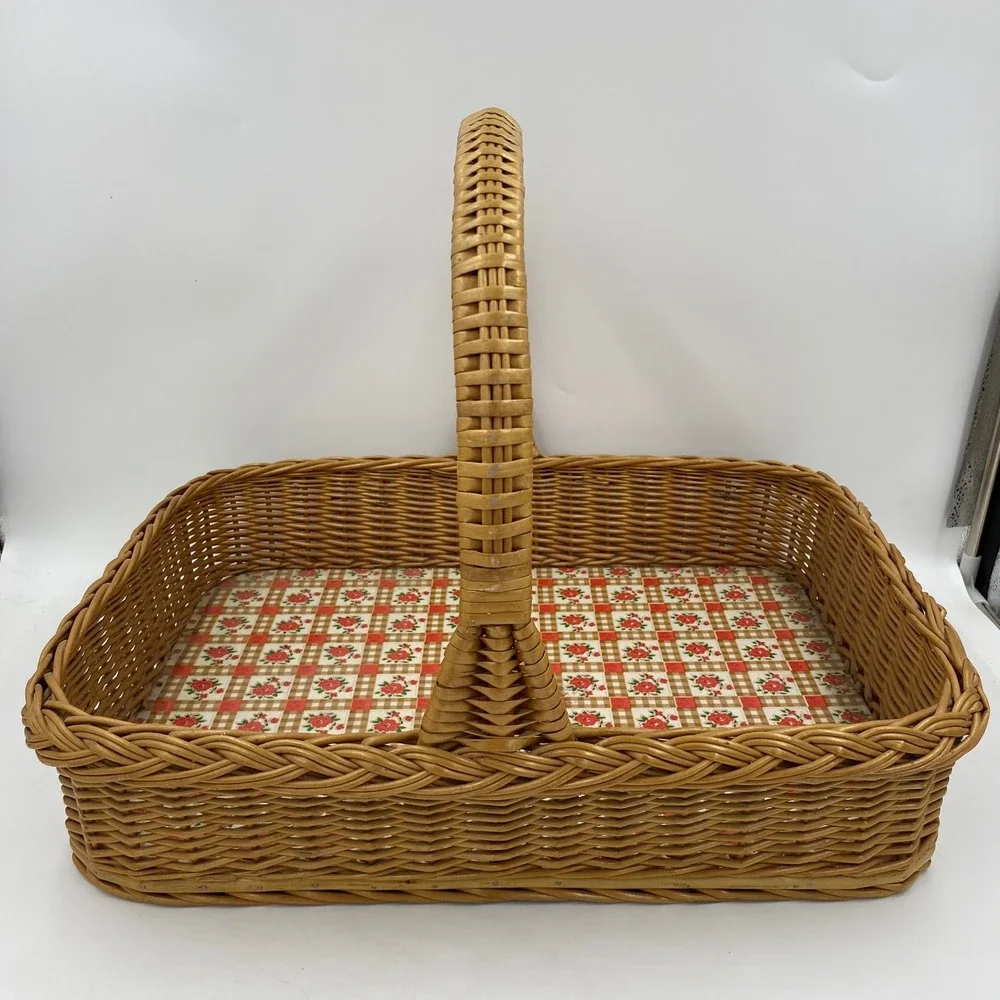 Vintage Large Woven Wicker Basket Gingham Lining Country Rustic Shabby Chic